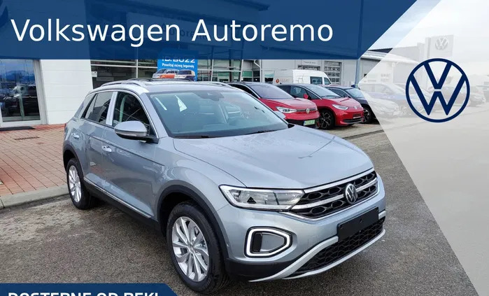 skalbmierz Volkswagen T-Roc cena 138730 przebieg: 8, rok produkcji 2023 z Skalbmierz